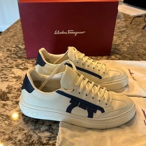 Salvatore Ferragamo - white leather with royal blue lizard